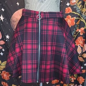 Hot Topic Red Plaid Zip Skirt With Pockets Sz. Small